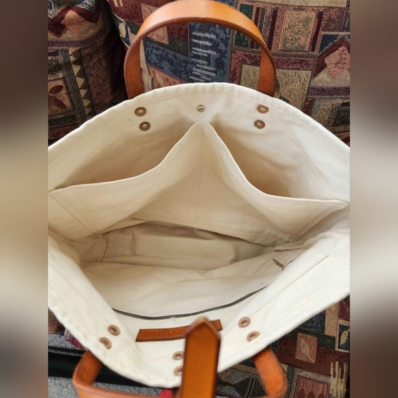 XL Snootsie Tote Bag - Picture 4 of 4